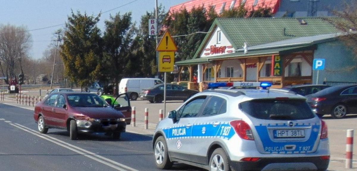 Upierał się, że miał pierwszeństwo. 87-letni kierowca sprawcą kolizji
