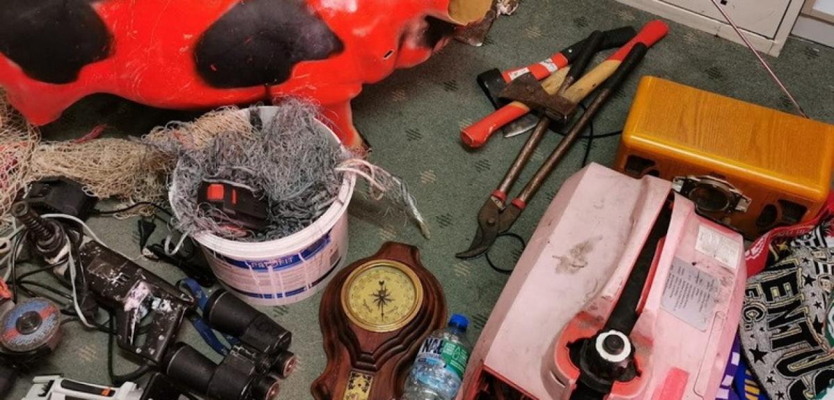 Kobieta i dwaj mężczyźni dokonywali włamań na terenie powiatu piskiego