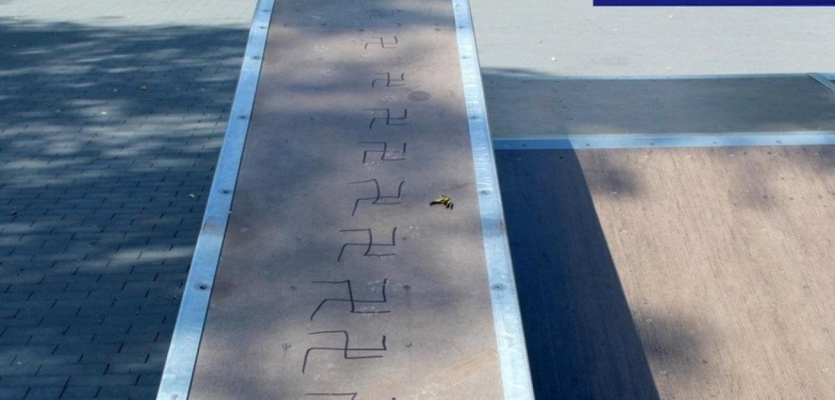 12-latek narysował swastyki w skateparku