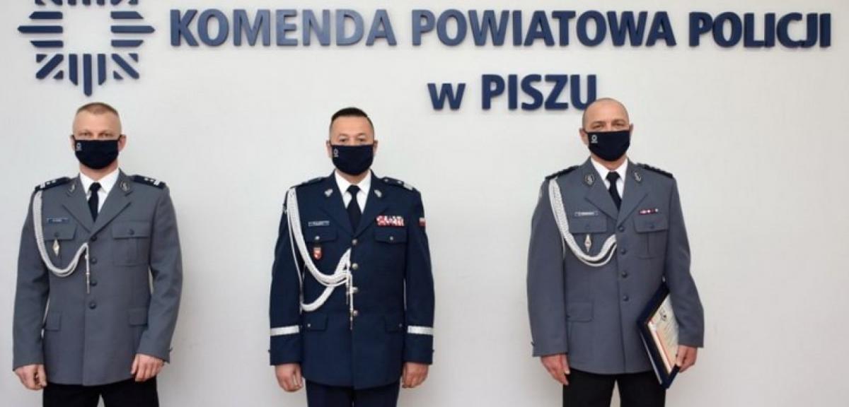 Pożegnanie starego, powitanie nowego zastępcy Komendanta KPP w Piszu