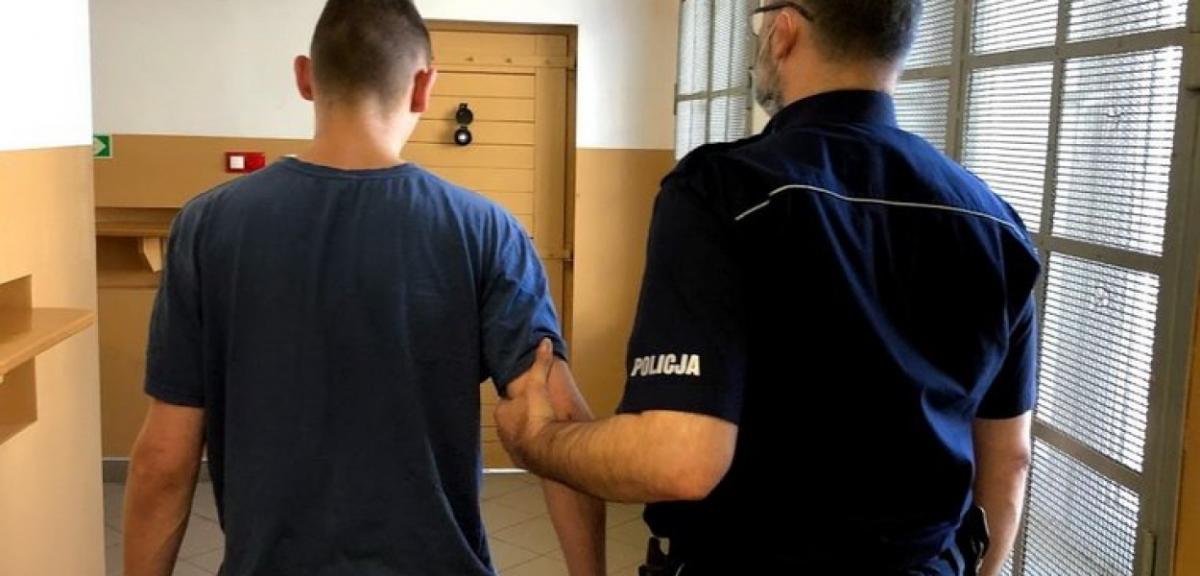 Orzysz: 24-latek groził księdzu nożem