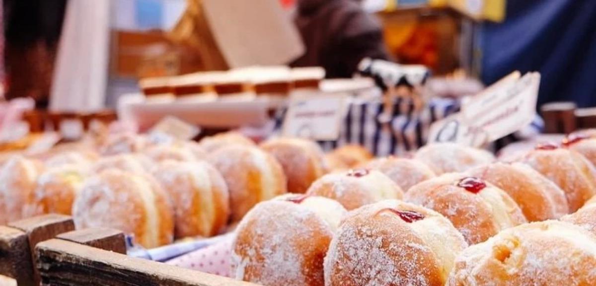 Pytanie dnia - pączek czy faworek?