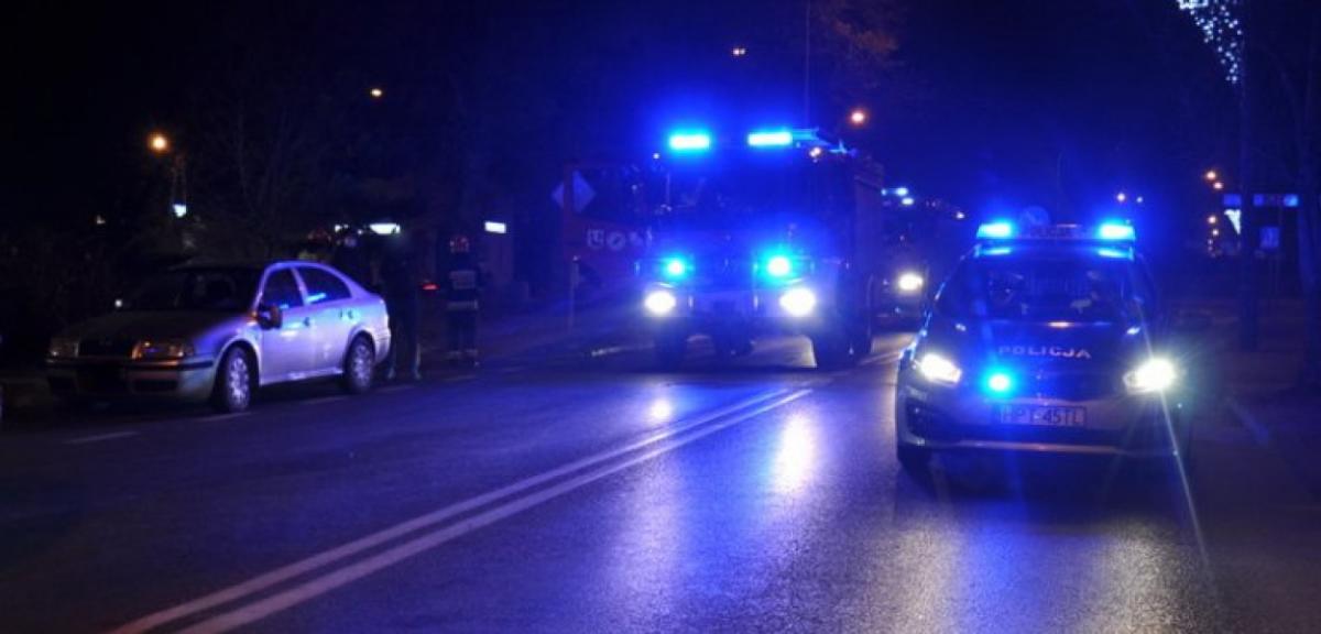 21-latka weszła wprost pod nadjeżdżający samochód
