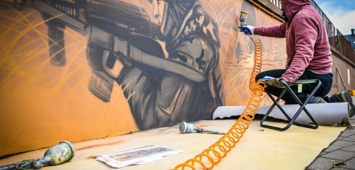 Militarne murale w Orzyszu