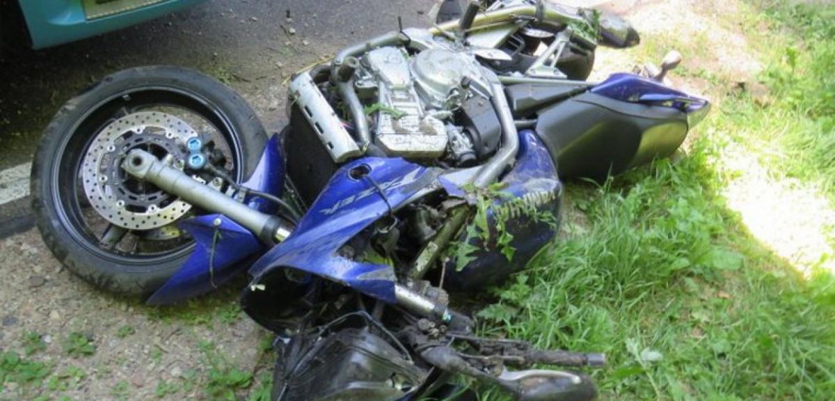 DK 58: Motocyklista bez szans w zderzeniu z tirem