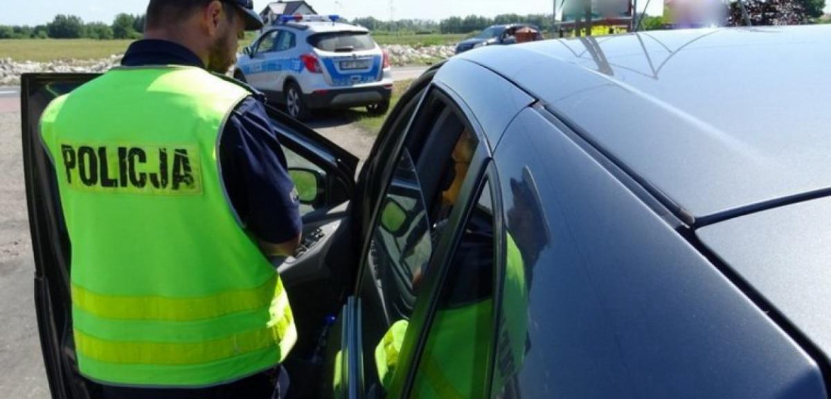 Pijany kierowca zatrzymany dzięki zgłoszeniu obywatelskiemu