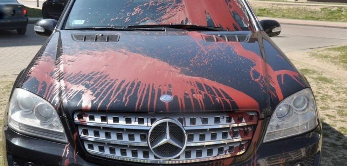Znaleziony sprawca zniszczenia mercedesa
