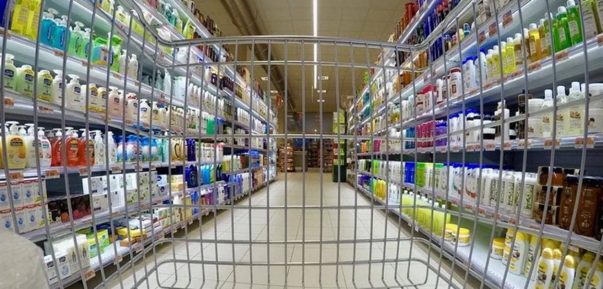 Zakaz przemieszczania się - nowe restrykcje rządu. Są wyjątki, sprawdź