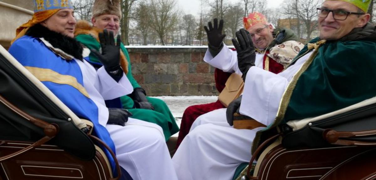 Orszak Trzech Króli przeszedł ulicami Pisza