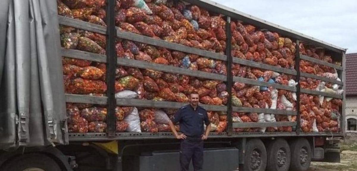 13 ton nakrętek na pomoc dla chorej Poli Zielińskiej