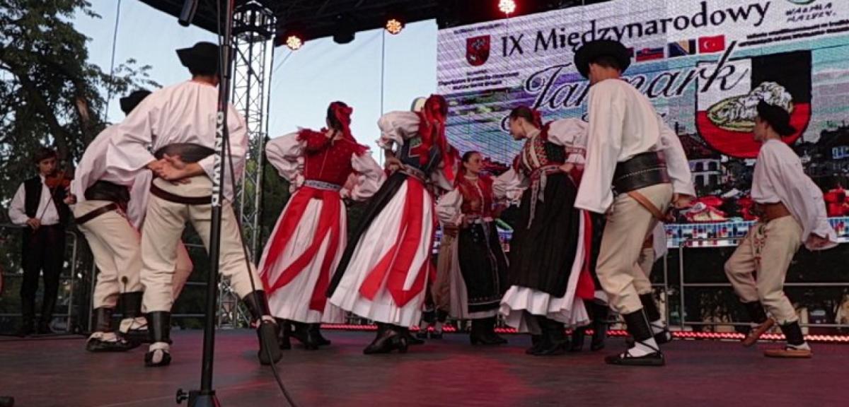 Bośnia i Hercegowina, Słowacja i Serbia prezentowały swój folklor