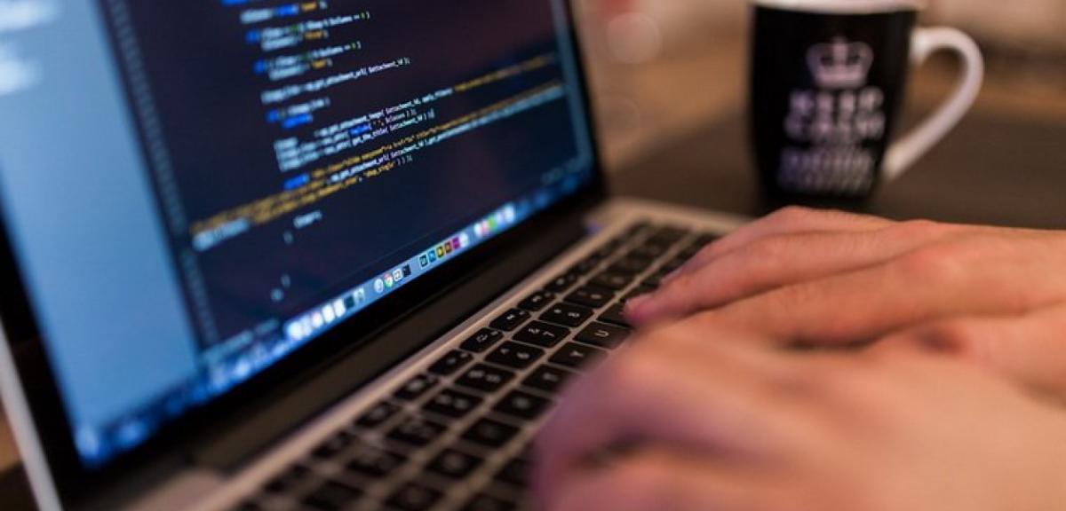 Piszanka chciała pomóc koleżance. Padła ofiarą oszusta internetowego