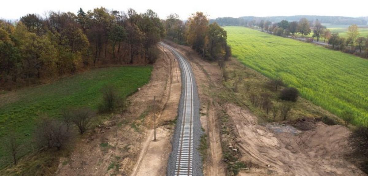 Zaawansowane prace na trasie linii kolejowej Szczytno-Pisz-Ełk