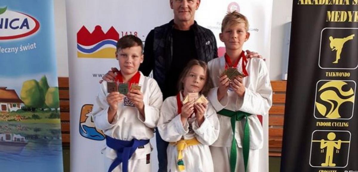 Zawodnicy z Pisza z 9 medalami Mistrzostw Taekwondo Olimpijskiego