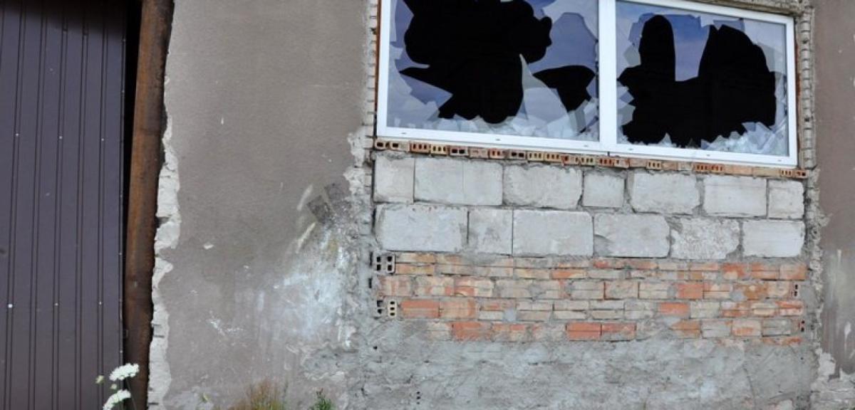 10 latki zdewastowali halę powodując straty