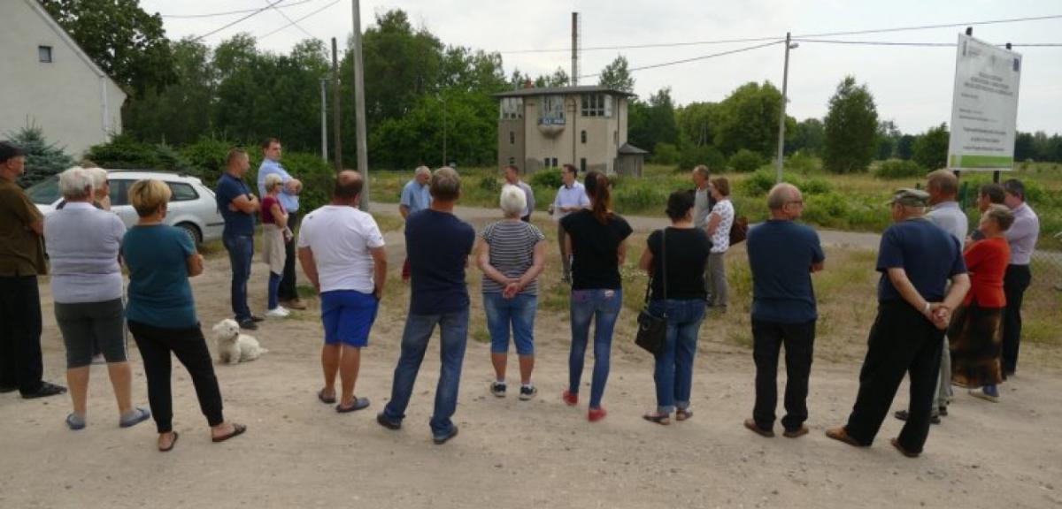 Mieszkańcy kontra włodarze i telekomy