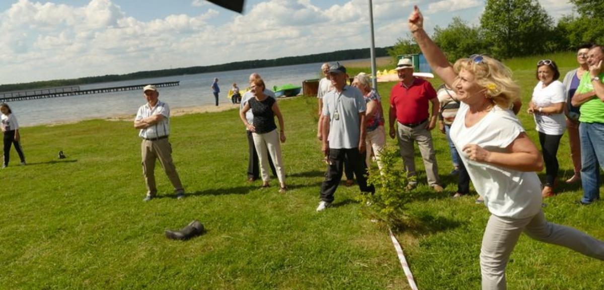 Konkurencje z przymrużeniem oka