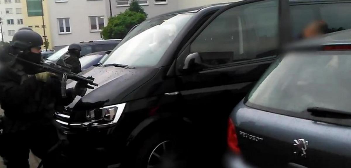 Napadli na kantor w 2012. Od kilku dni w rękach Policji - Zobacz Video