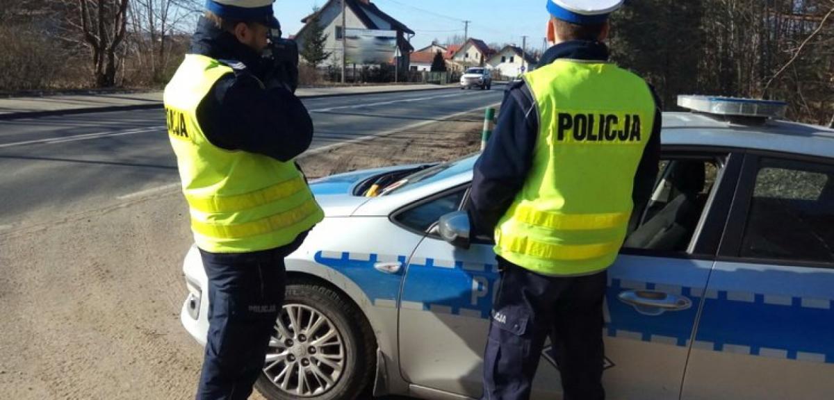 Mknął przez Babrosty 112 km/h