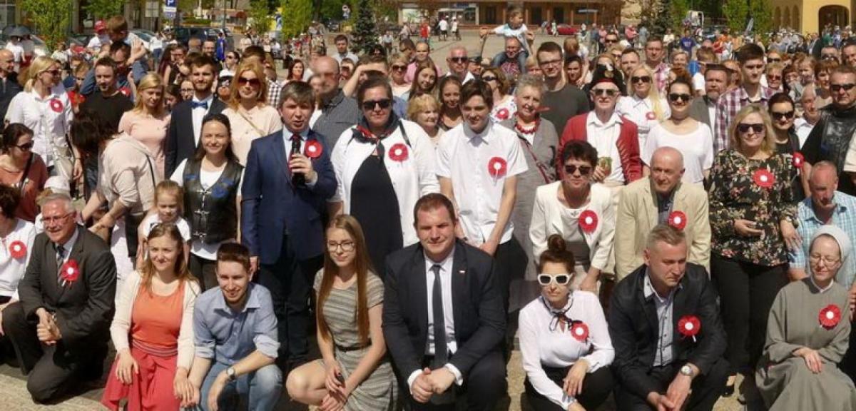 Słoneczny Polonez na Placu Daszyńskiego 