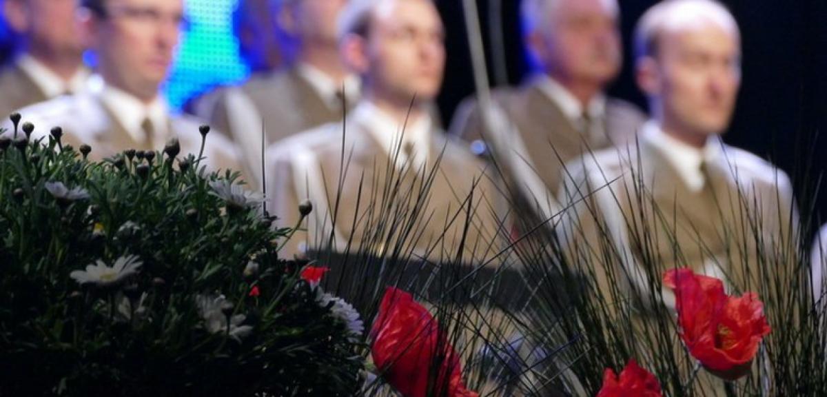 Na życzenie Piszan zaśpiewali Czerwone maki na Monte Cassino