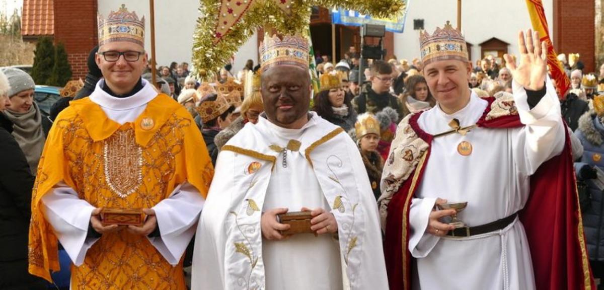 Orszak Trzech Króli przeszedł ulicami Pisza