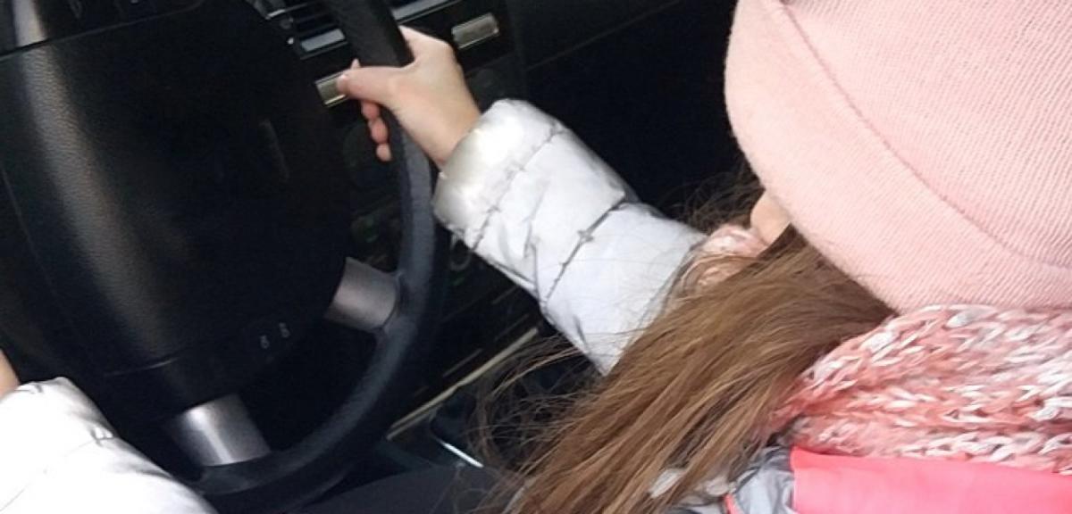 Orzysz: Mercedesem kierowała 13-latka. Właściciel auta był pijany