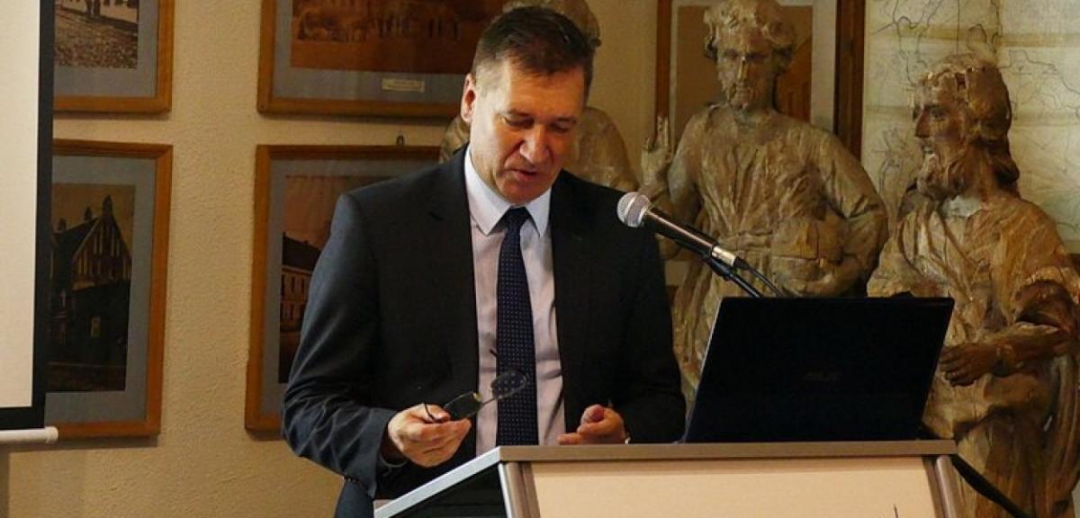 Doktor Kudrzycki opowiadał o Piszu, jako mieście pogranicza