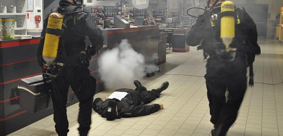 Pisz: Eksplozja ładunku wybuchowego w jednym z marketów