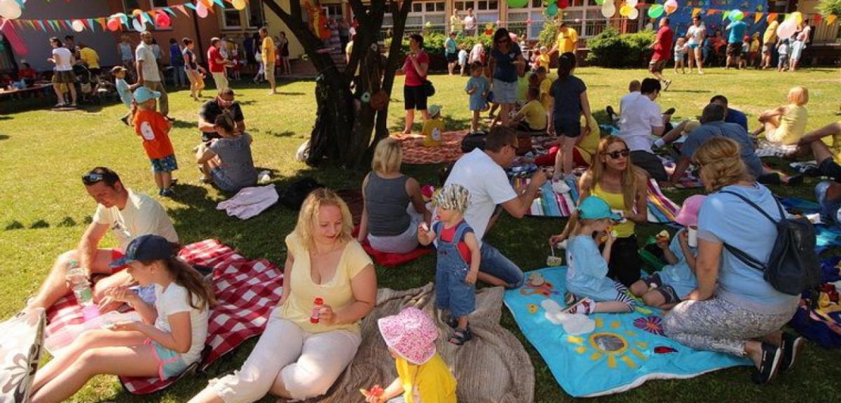Przedszkolny piknik rodzinny - galeria zdjęć