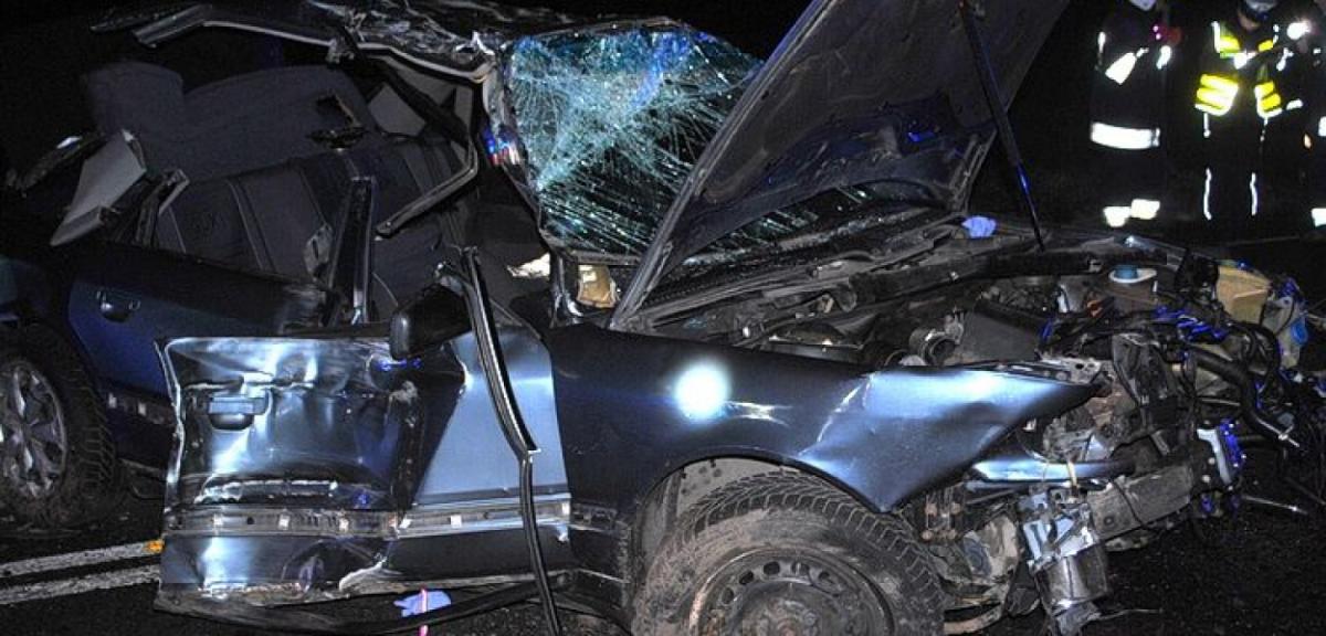 Zderzenie trzech pojazdów na trasie Pisz-Orzysz 