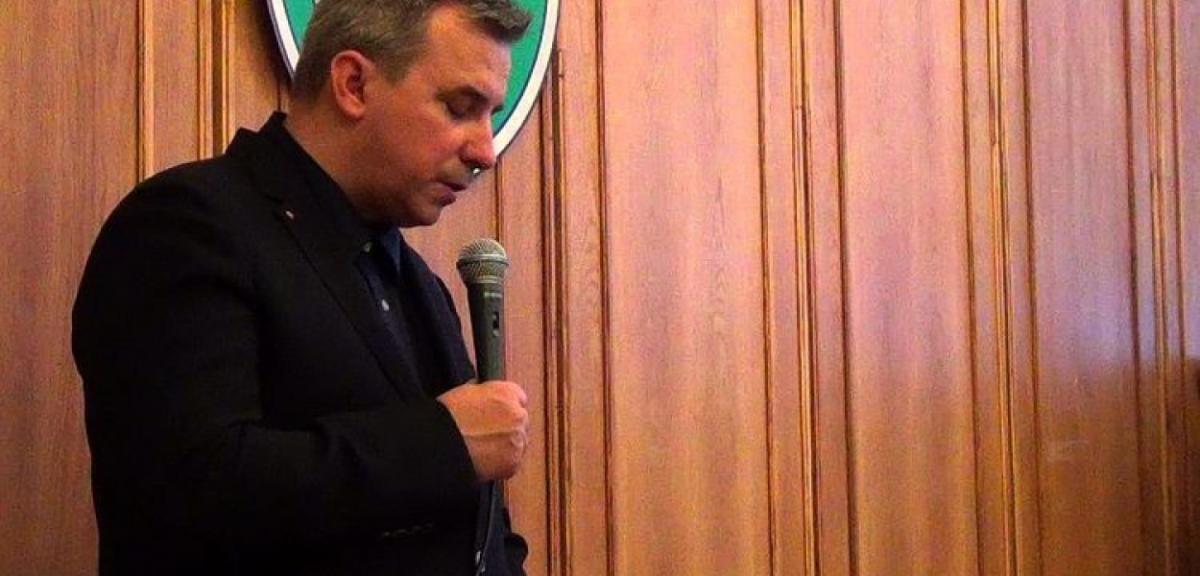  Nie chcieli Sumlińskiego w PDK, wystąpi w Hotelu nad Pisą