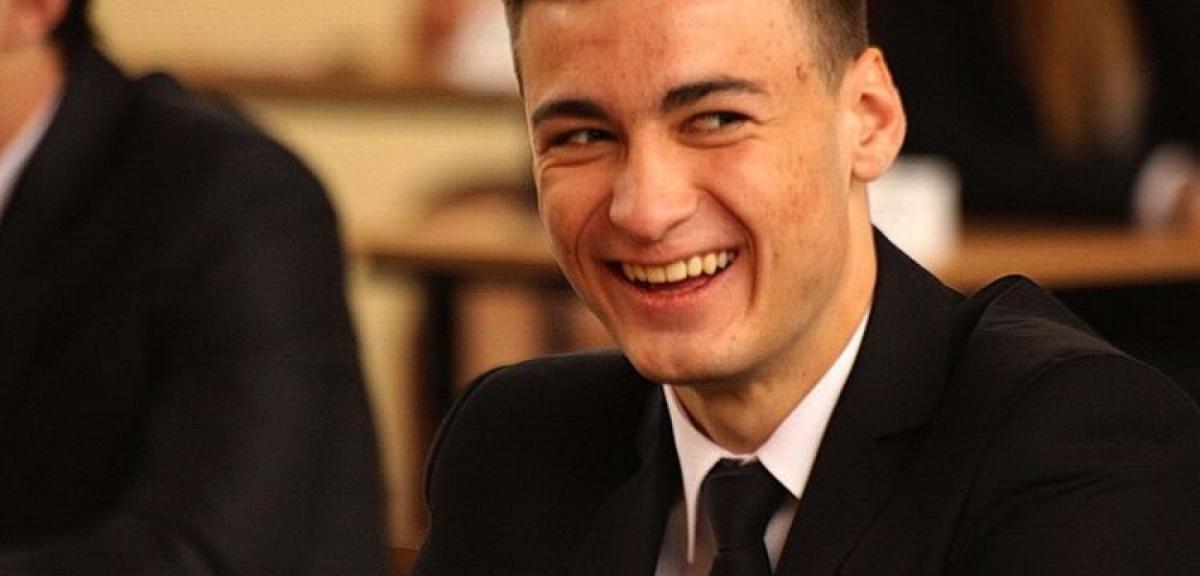 Uczniowie Nowego Ogólniaka przed egzaminem dojrzałości