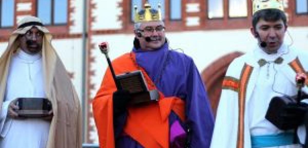Orszak Trzech Króli przybył pod ratusz