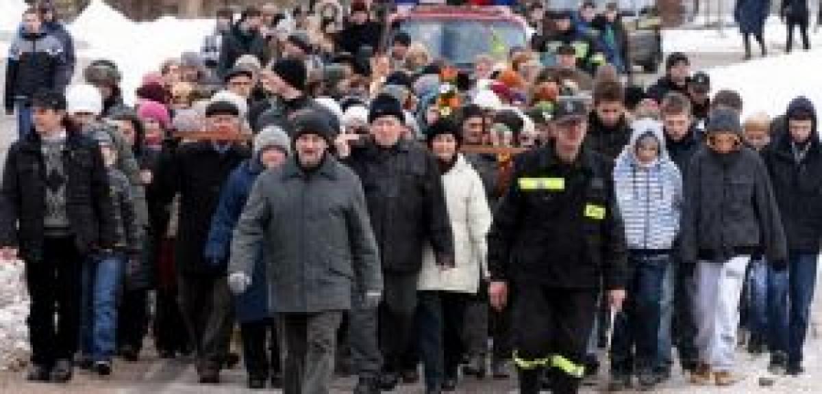 Dźwigali krzyż na swoich ramionach