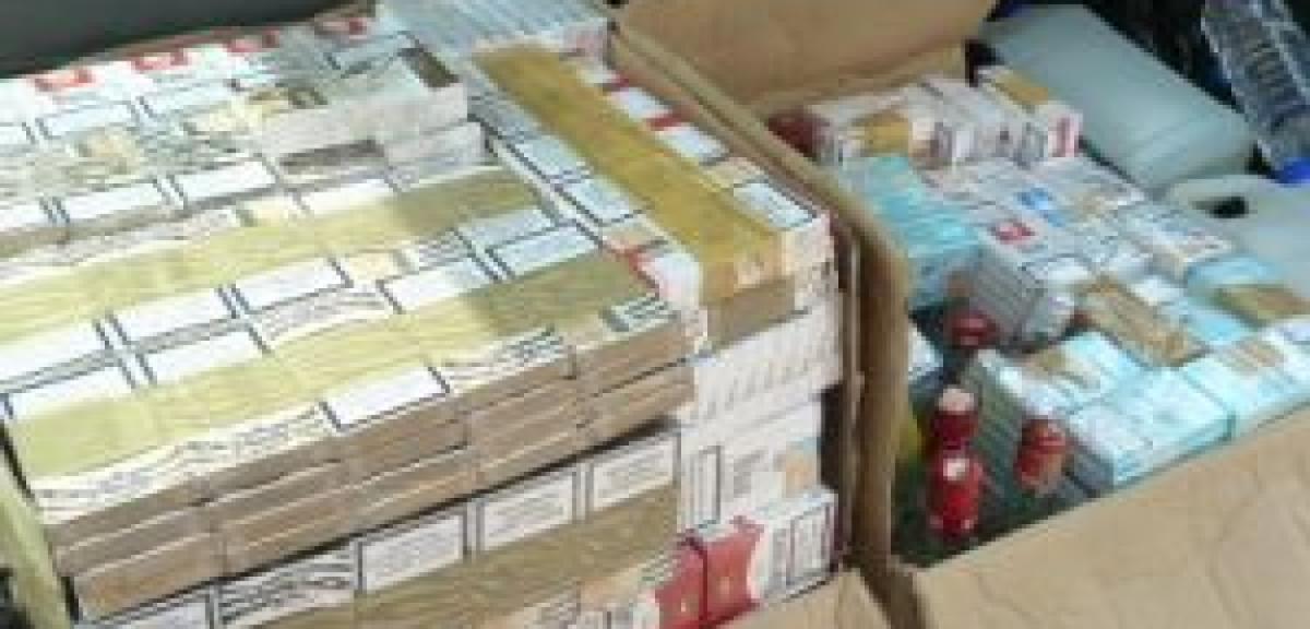 1100 paczek papierosów i 20 litrów alkoholu