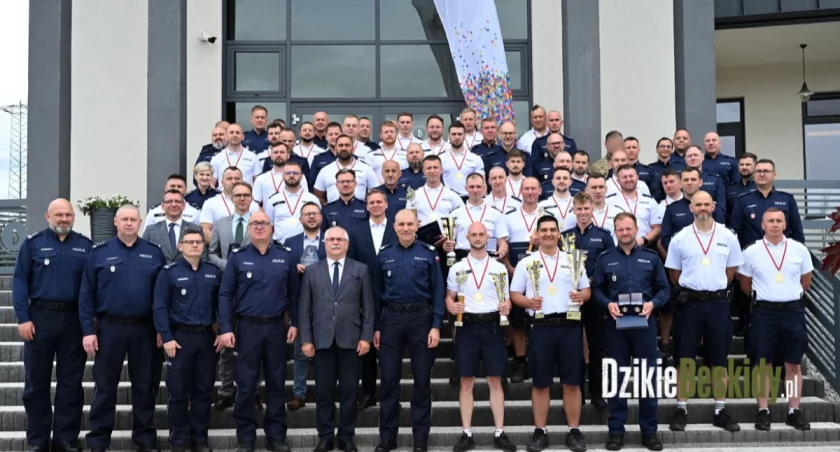 Śląskie patrole rowerowe z drugim miejscem na ogólnopolskich zawodach.