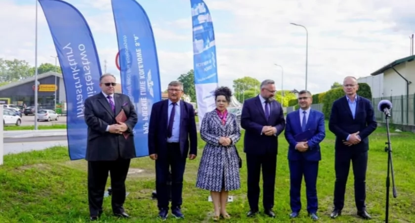 Nowy wiadukt w Chybiu usprawnia ruch i zwiększa bezpieczeństwo w regionie