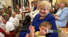Zdjęcie przedstawia: Plener Widzieć sercem w Górkach Wielkich świętem kultury i integracji społecznej.