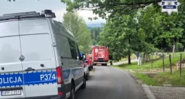 Tragiczny wypadek w Pogórzu z udziałem ciągnika rolniczego
