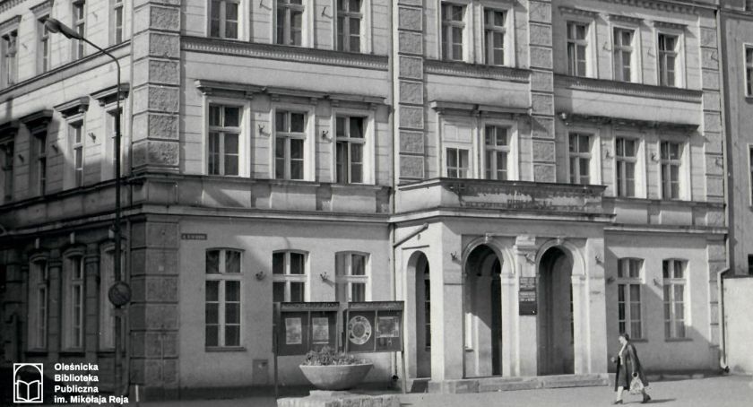 Wirtualna podróż w czasie w bibliotece