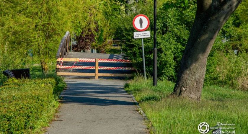 Przetarg na przebudowę mostku nad stawami