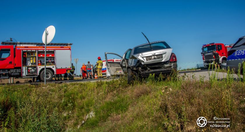 Wypadek na drodze do Jenkowic - jedna osoba z obrażeniami