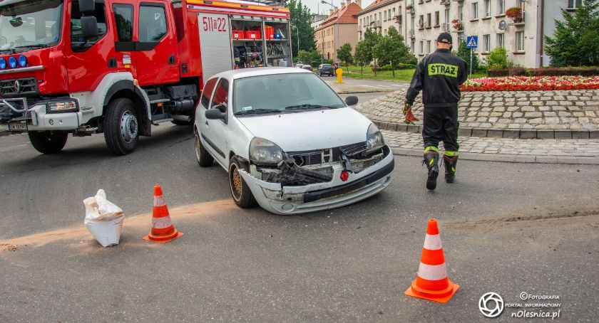 Kolizja na rondzie