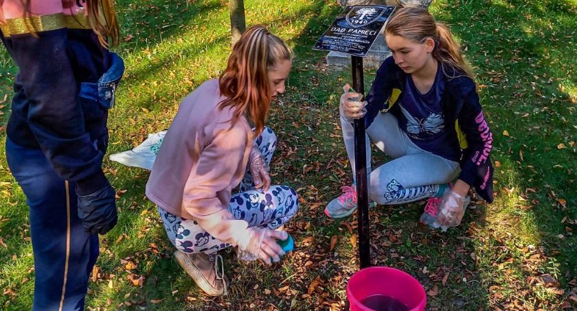 Wrzesień miesiącem pamięci w SP 7