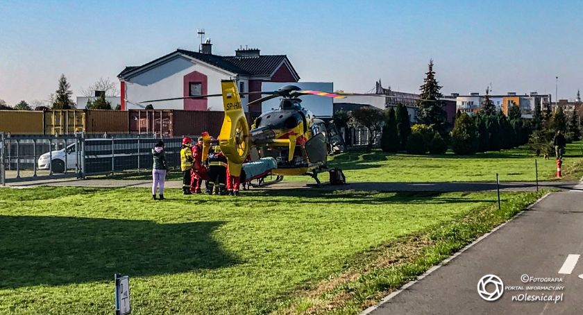 Śmigłowiec LPR lądował na ul. Krzywoustego w Oleśnicy