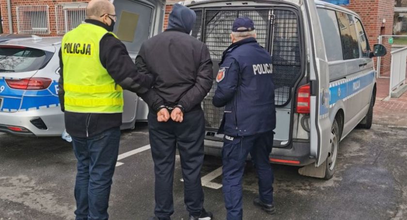 Oleśniccy policjanci zatrzymali Rała B. - mężczyzna przejechał psa a następnie odgrażał się