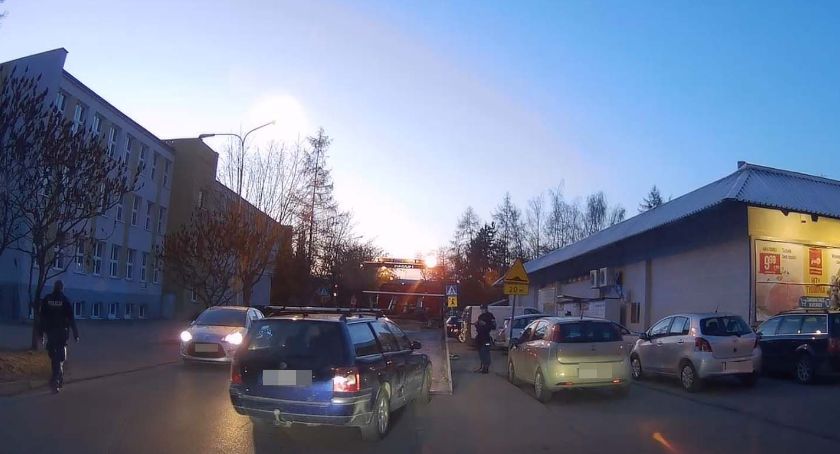 Kierowca Passata miał prawie 4 promile - ujęli go policjanci