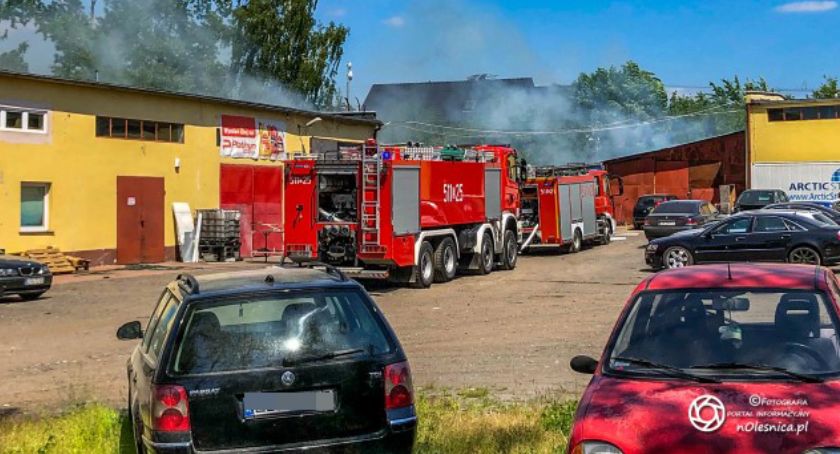Pożar w osadzie Bystre - dym widać było z kilku kilometrów