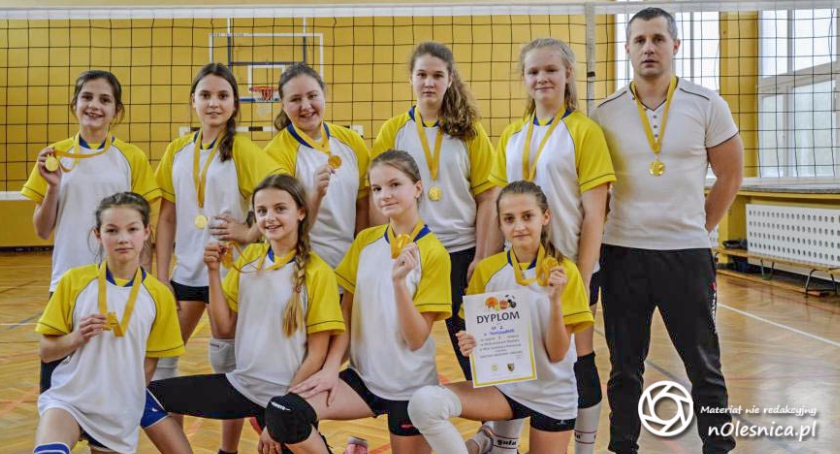 Siatkarskie zmagania podstawówek
